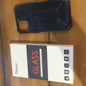 UAG phone case iPhone 11 Plus tempered glass screen cover